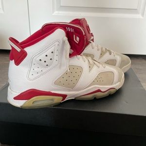 Air Jordan 6’s - Red/White